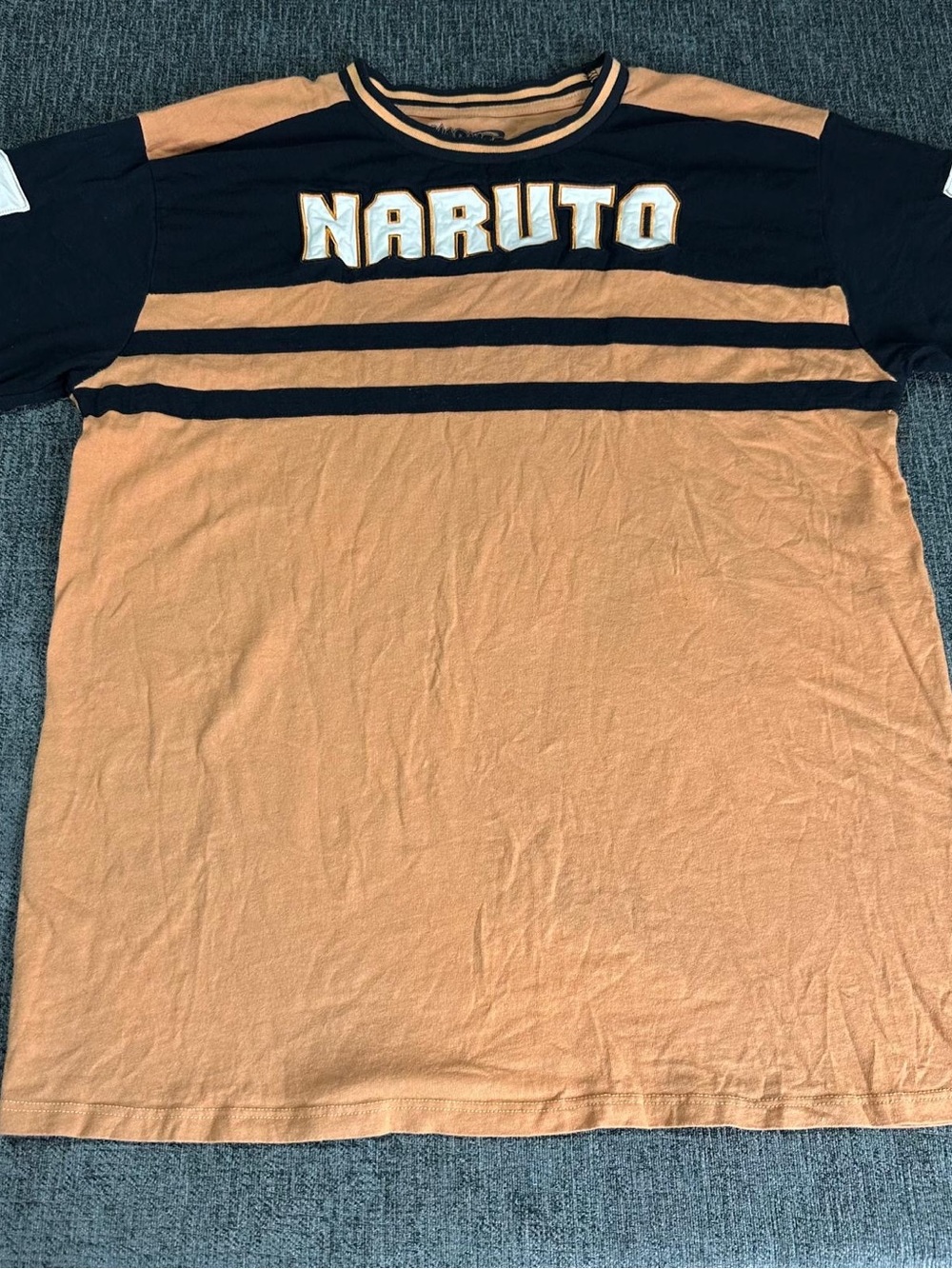 BoxLunch Naruto Shippuden Naruto Striped Logo T-Shirt Mens M Orange Black Unisex